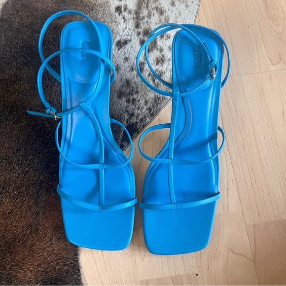 ZARA Blue Leather Strappy Square Toe Heeled‎ Size 39 US 8 - Picture 2 of 7